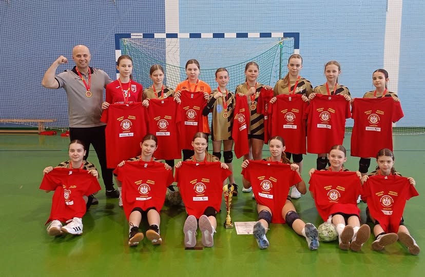 676478049 1471107534806460 6346640989439785407 n